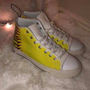 Softball High Tops size 7